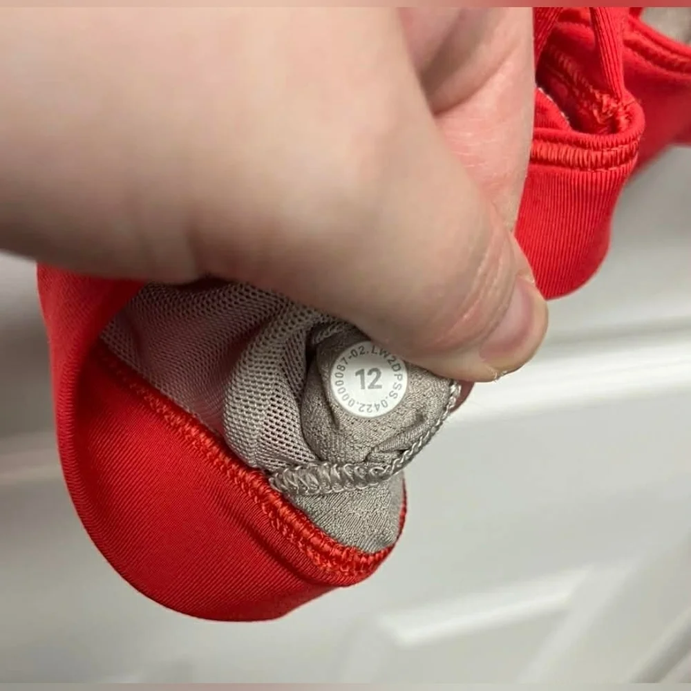 Lululemon Free to Be Serene Bra *Light Support, C/D Cup - Size 12 - Picture 5 of 5